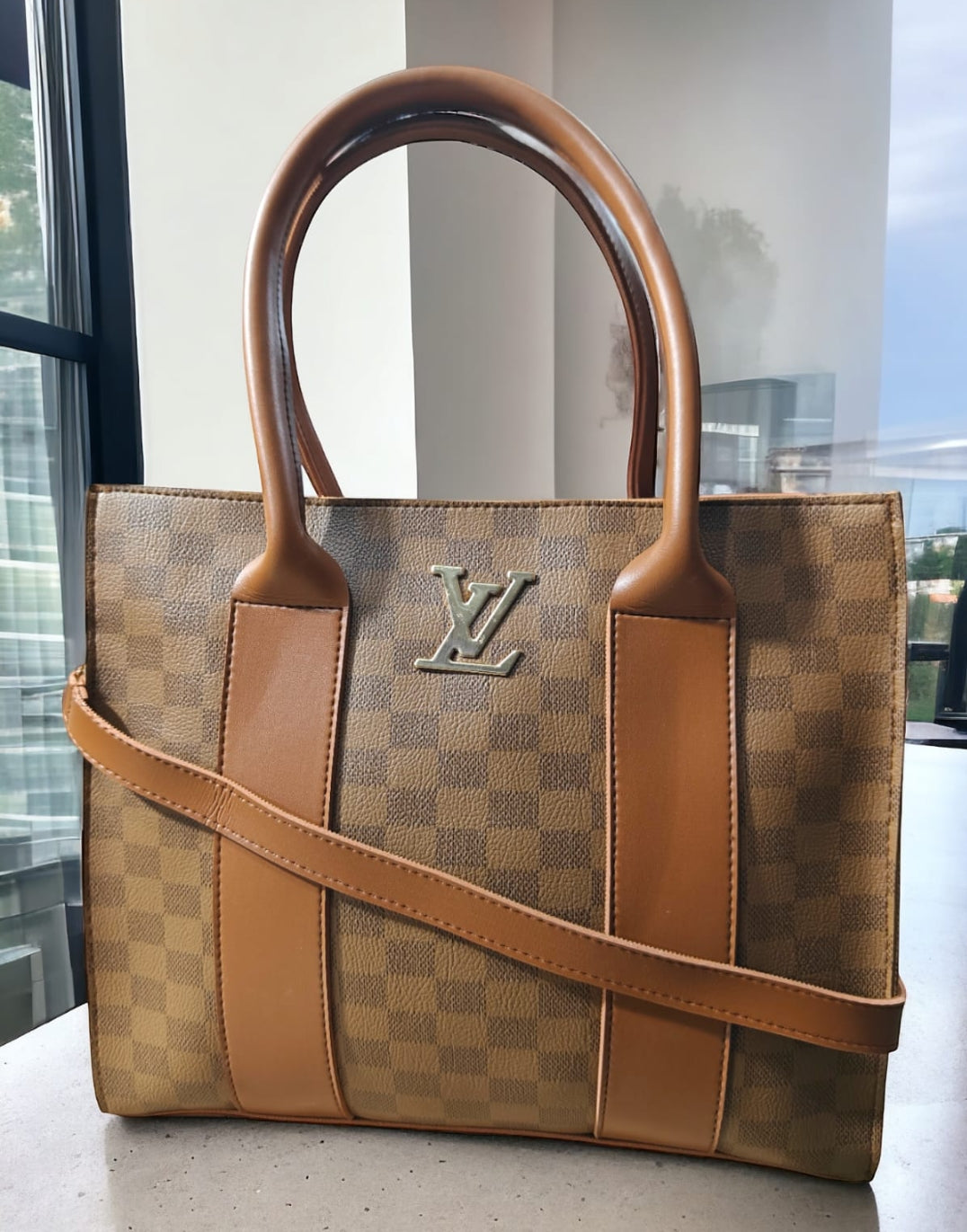 LV CHECK TRENDING TOTE BAG