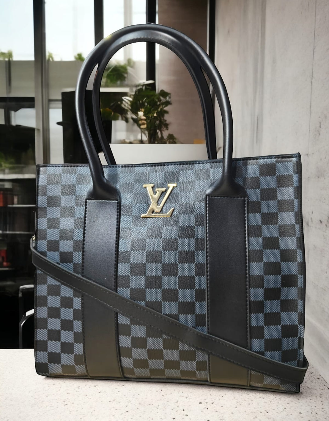 LV CHECK TRENDING TOTE BAG